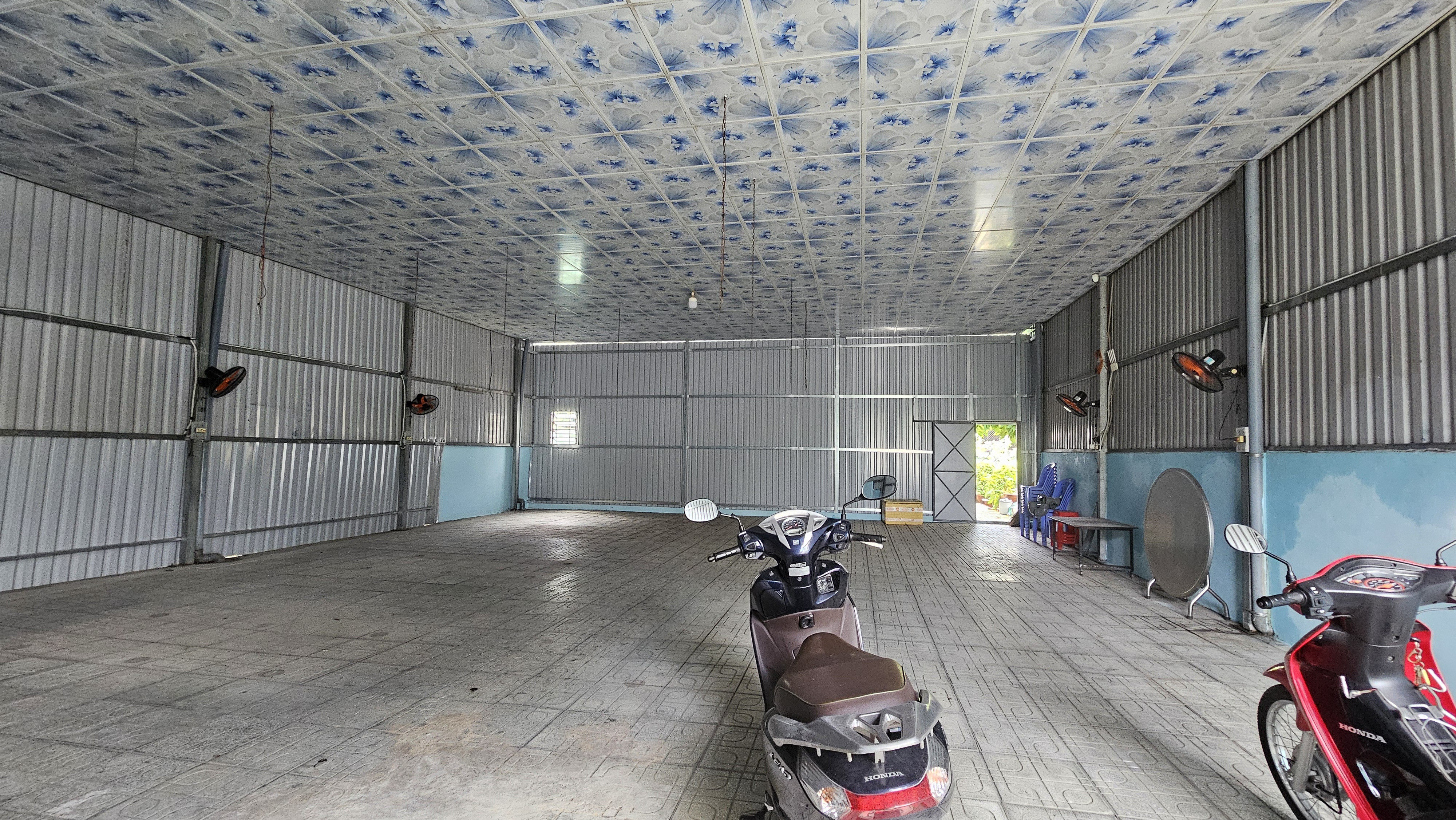 Nhà xưởng nằm phường thới an quận 12 cho thuê dt: 150m giá 7 triêu lh: 0908561228