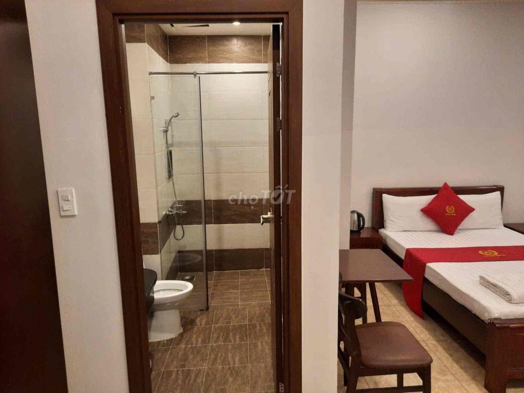 Cần bán khách sạn đang kinh doanh 21 phòng, mặt đường Mỹ Phước Tân Van