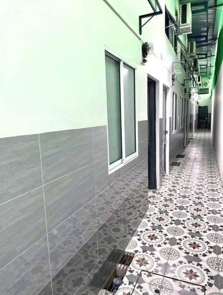 BÁN GẤP DÃY TRỌ LAI UYÊN BÀU BÀNG, GẦN CHỢ ĐÊM, CÓ NGUỒN THU SẴN, SỔ HỒNG RIÊNG