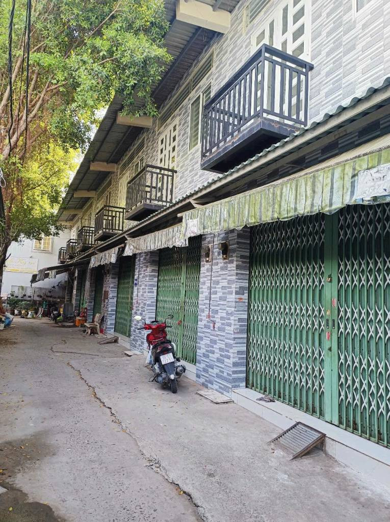 BÁN GẤP DÃY TRỌ BẾN CÁT SIÊU ĐẸP GIÁ CỰC RẺ CHỈ 1 TỶ 350, NẰM GẦN KCN MỸ PHƯỚC 3, FULL THỔ CƯ, SỔ HỒNG RIÊNG
