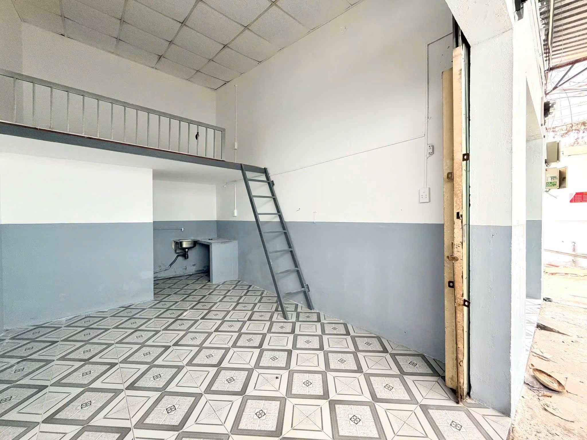 BÁN DÃY TRỌ BẾN CÁT SIÊU ĐẸP 150M2 GẦN KCN MỸ PHƯỚC 3, GIÁ SIÊU HIẾM CHỈ 1 TỶ 750, FULL THỔ CƯ