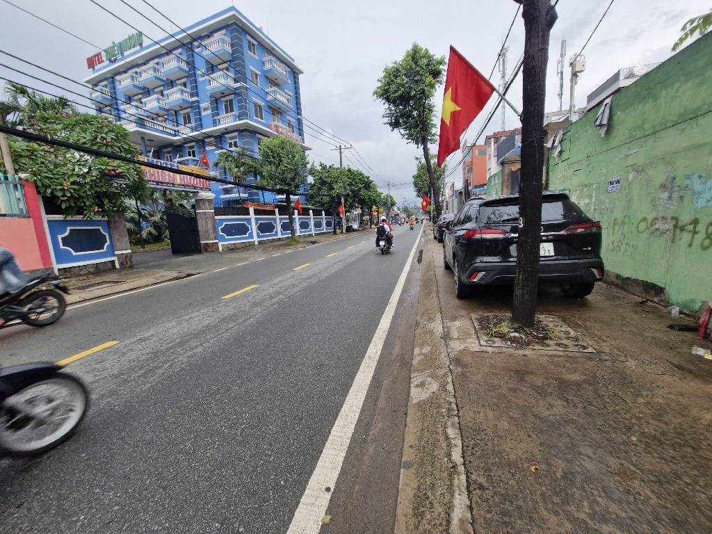 Bán đất  MT Linh Đông Thủ Đức
