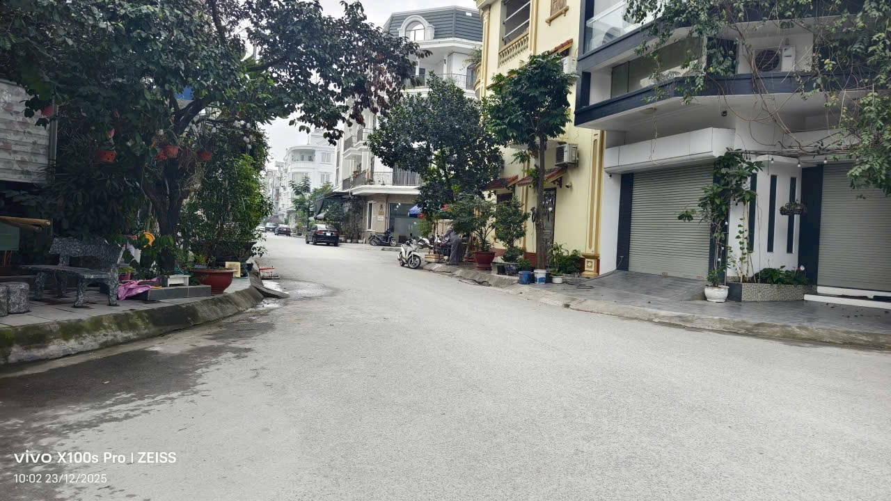 Lô đất 50m2 tại Vinhome Riverside Sở Dầu mà giá chỉ có 3,9 tỷ LH 0398787284
