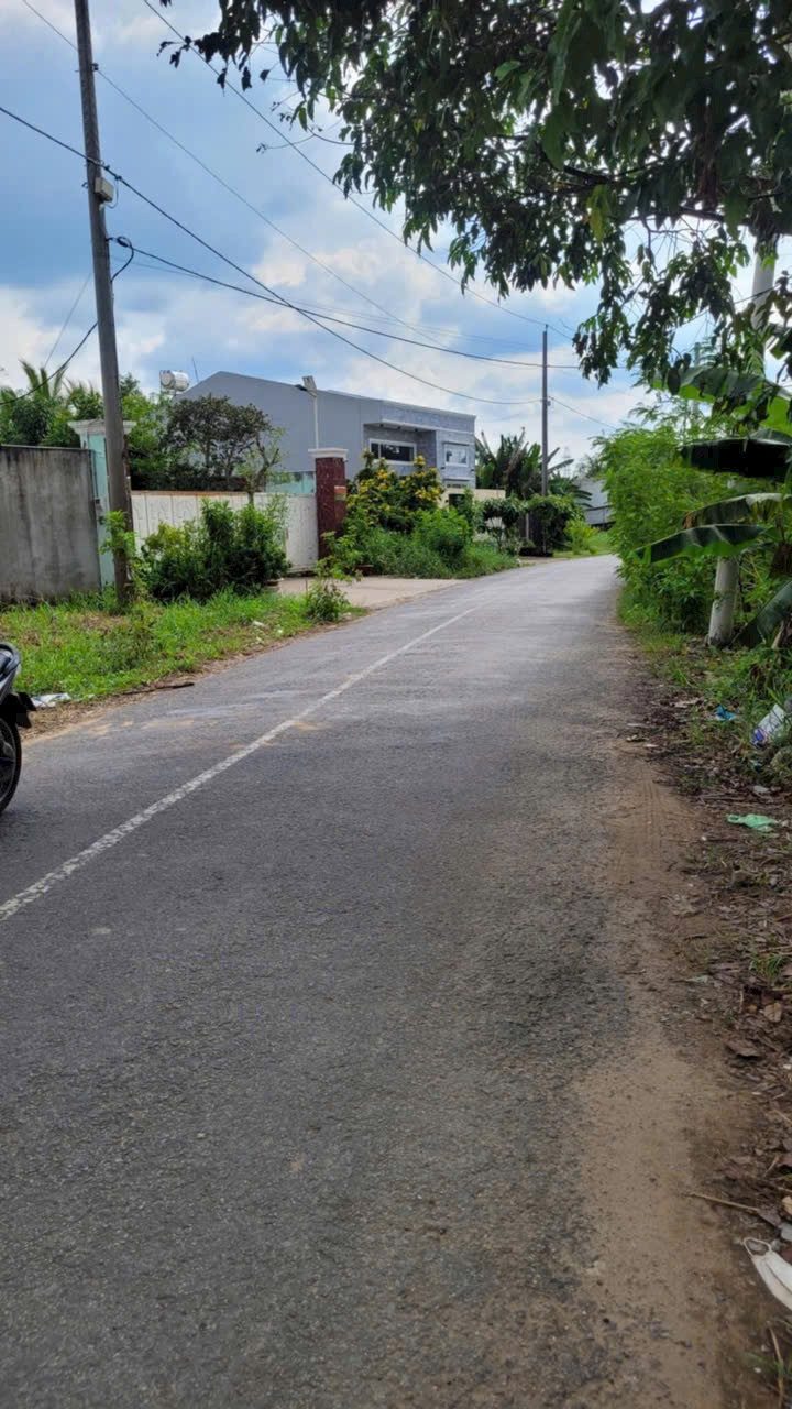 Nền mặt tiền đường ông cửu, cách đường Huỳnh thị nở 200m