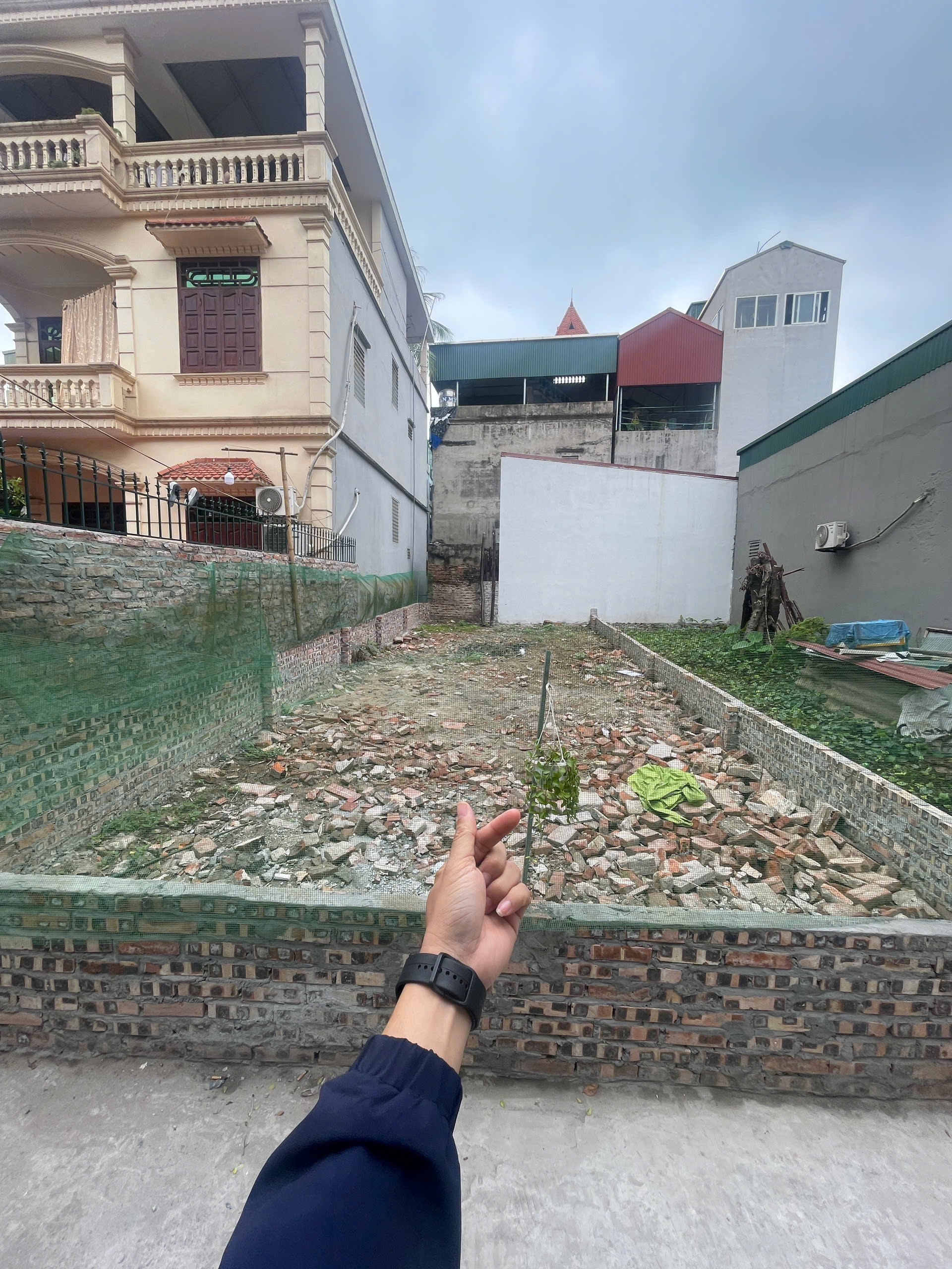BÁN ĐẤT ĐẦU TƯ LONG BIÊN, HÀ NỘI - ĐẤT VUÔNG 79M, CHÍNH CHỦ - Ô TÔ 7 CHỖ VÀO ĐẤT