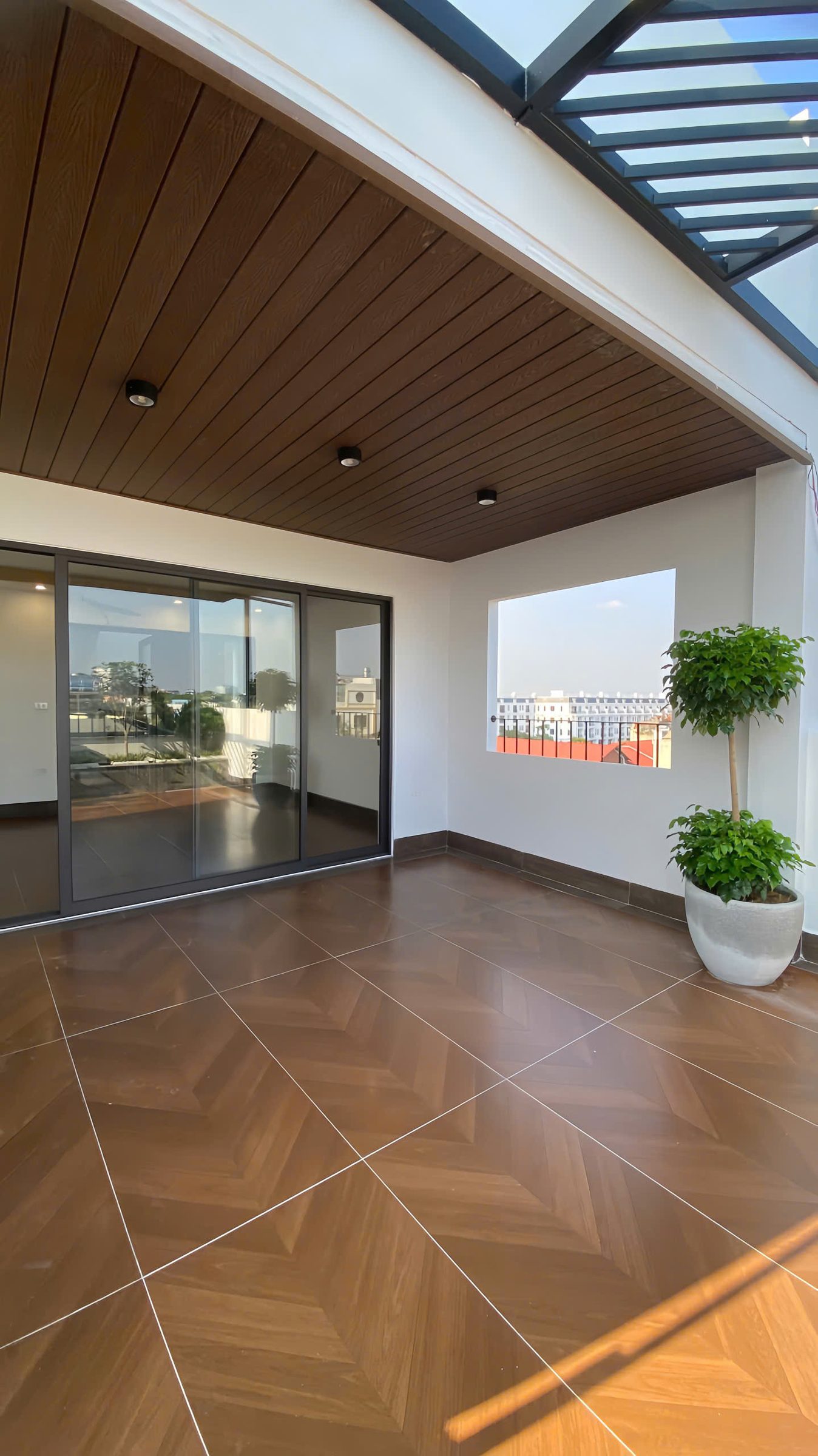 Bán nhà Gia Quất - Thượng Thanh, Long Biên | 68m² | 7 tầng thang máy | ô tô tránh