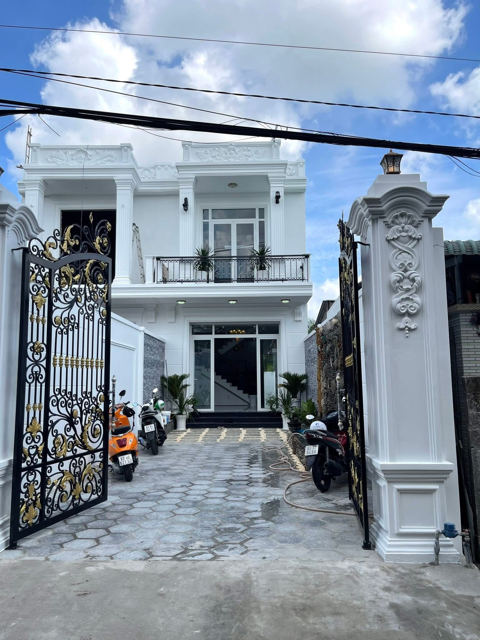 Bán nhà mặt tiền đường Bờ Cộ, Trung An cách Bệnh Viện Đa Khoa chỉ 500m