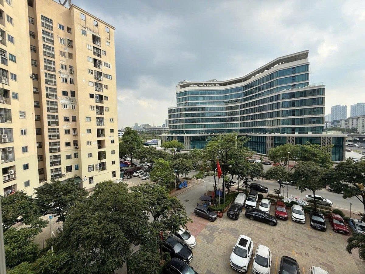 Bán Căn Hộ Chung Cư B3D Nam Trung Yên Gần Keangnam 60m Tầng Trung. Giá 4.79 tỷ