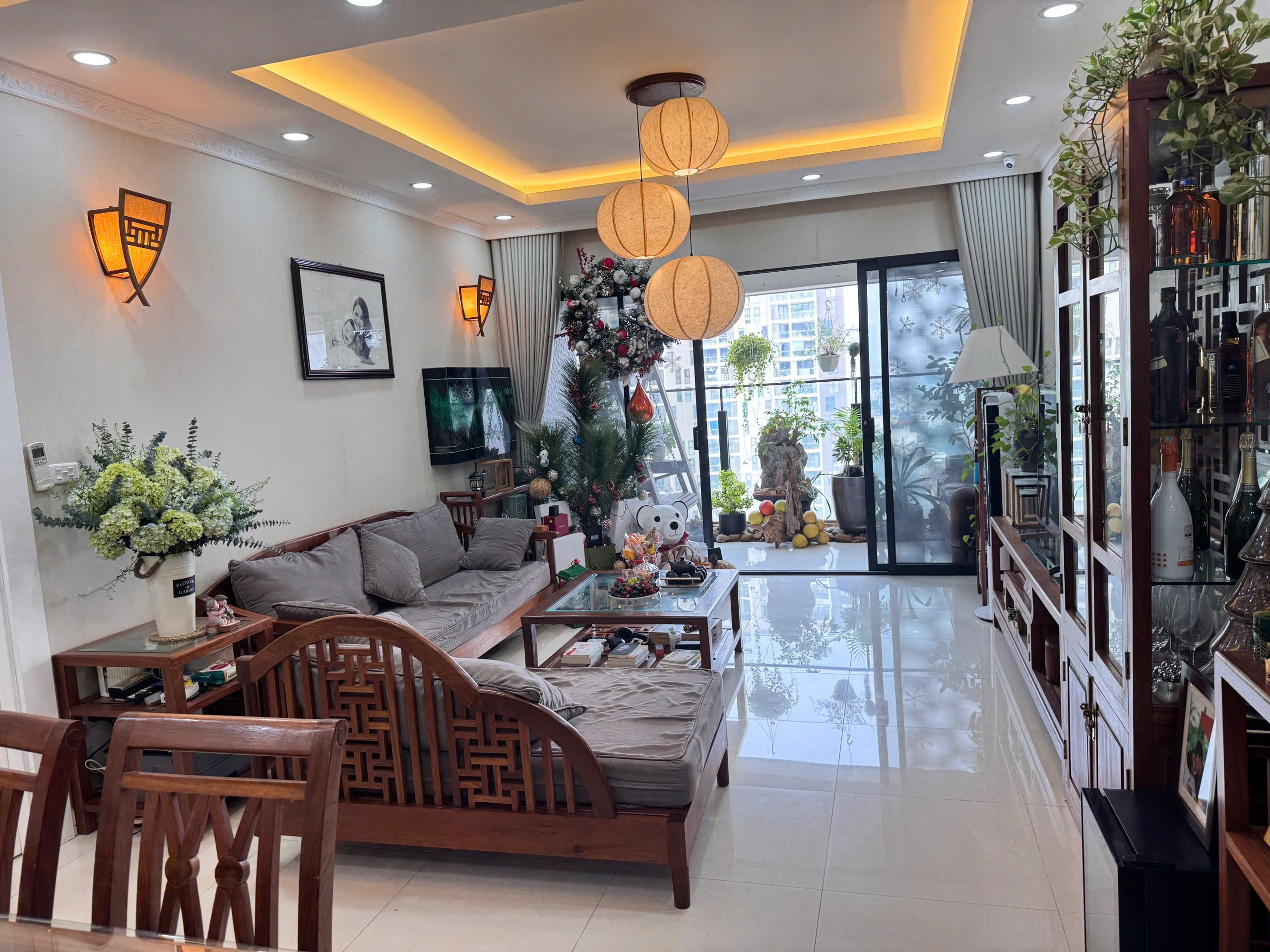 🏡 CHÍNH CHỦ BÁN CĂN HỘ E1 CHELSEA PARK 114 TRUNG KÍNH – 100M², 2PN, 2WC – GIÁ CHỈ 9,2 TỶ – TRUNG TÂM CẦU GIẤY