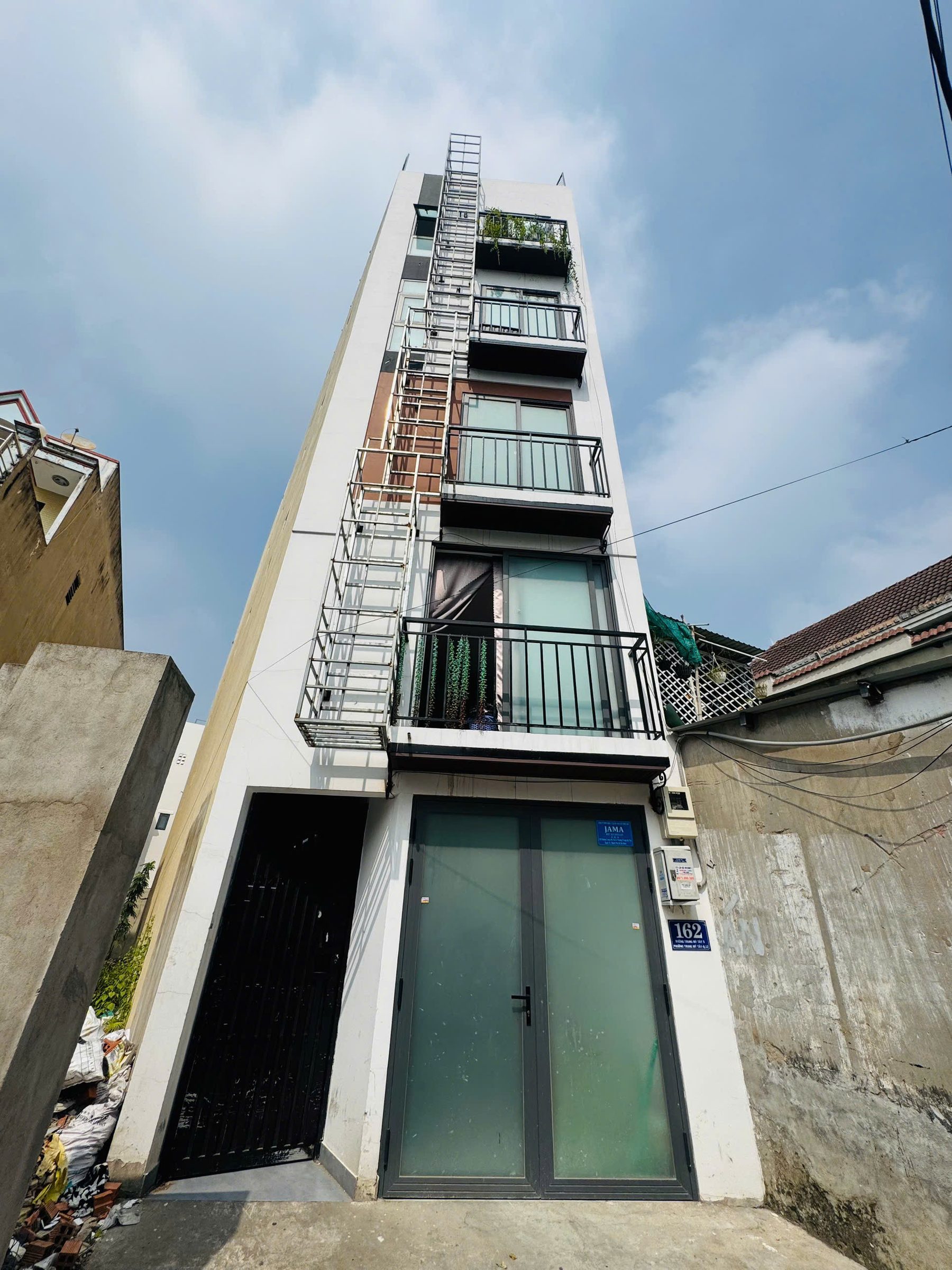 Bán nhà 130m²-16.5 tỷ mặt tiền 10m, cho thuê CHDV Phường Trung Mỹ Tây