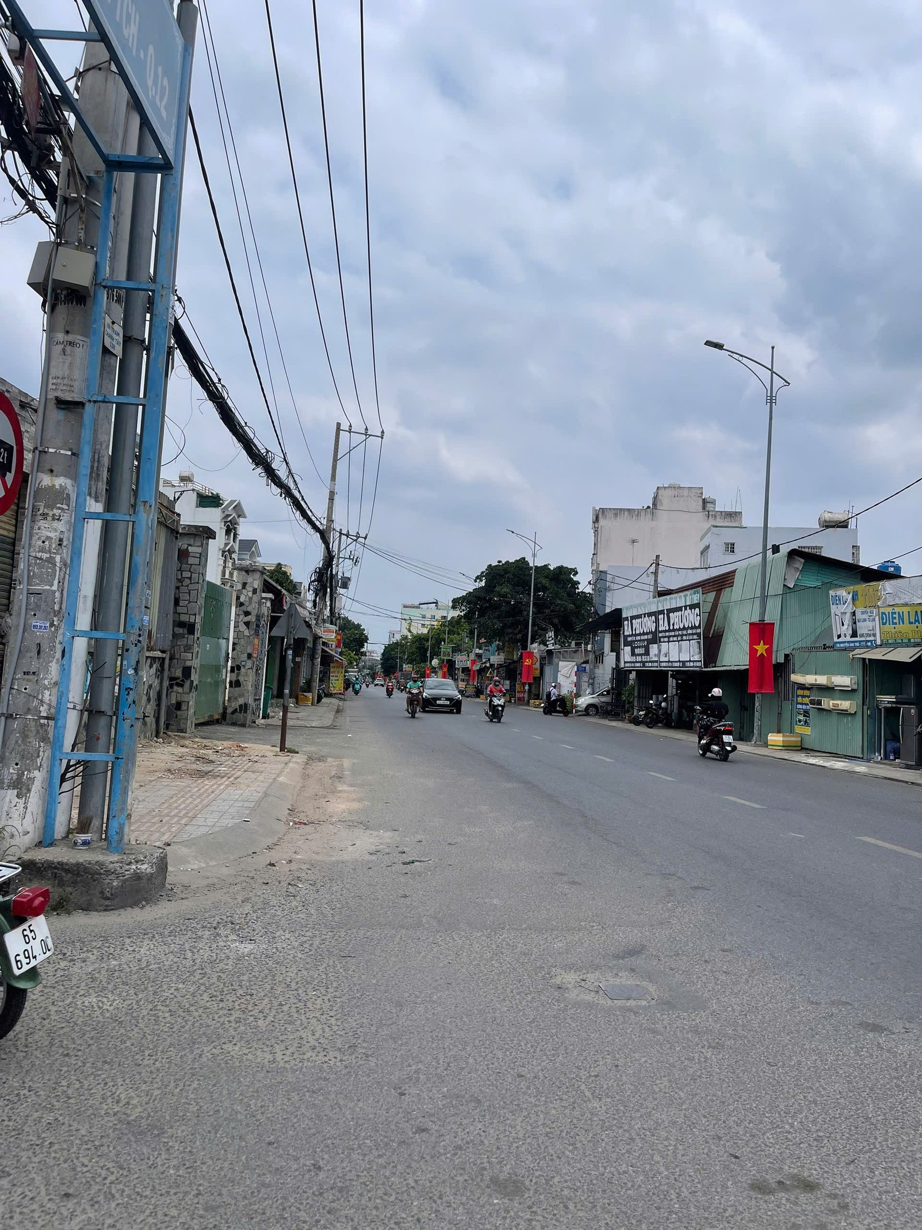 Bán đất 15m² có sẵn 60m² thổ cư ngang 4m giá 4.2 tỷ tại Phường Trung Mỹ Tây