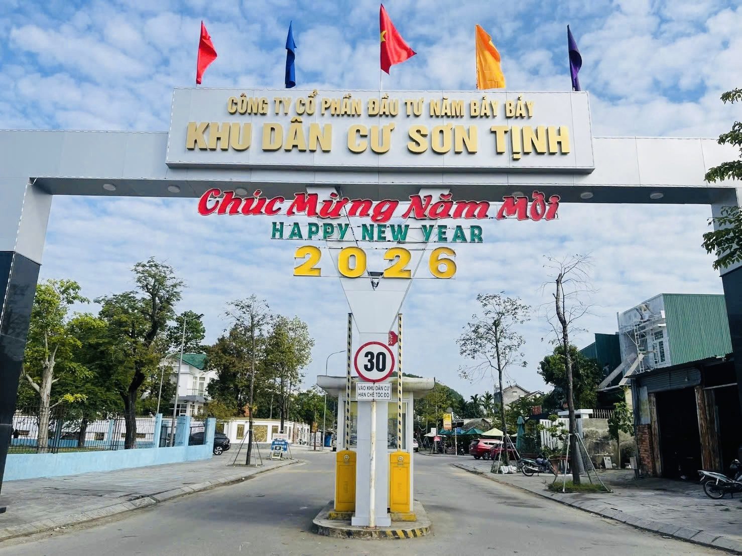 BÁN LÔ BIỆT THỰ KỀ GÓC - H.NAM - KDC 577: 3 tỷ 4