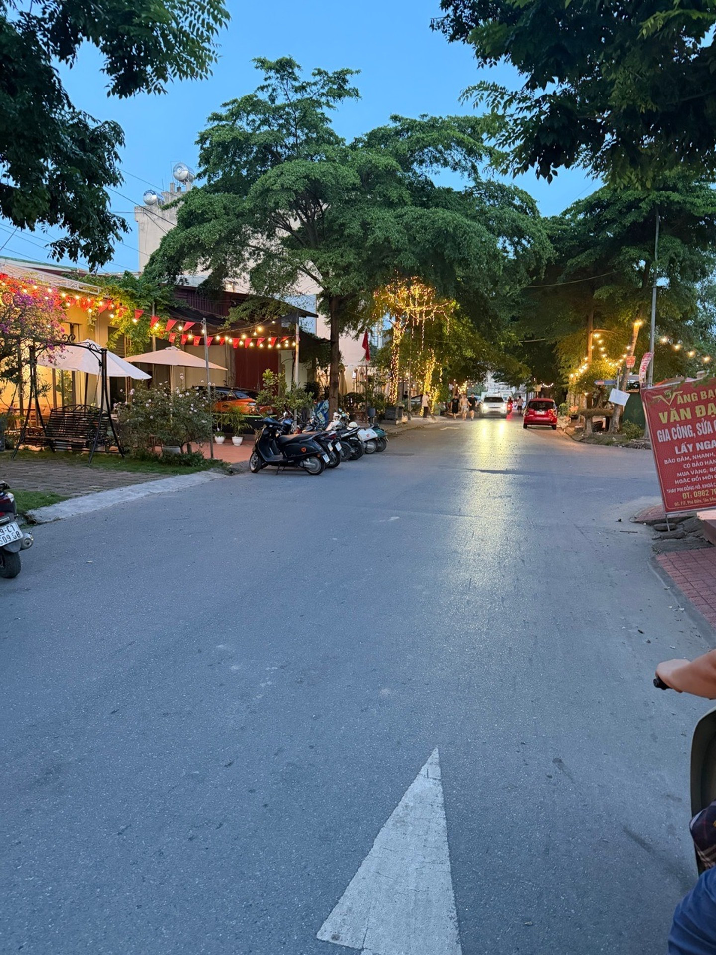 BÁN ĐẤT KHU ĐÔ THỊ PHÚ ĐIỀN TỪ SƠN 100M² - SÁT MẶT PHỐ LÊ QUANG ĐẠO - KINH DOANH ĐẮT GIÁ