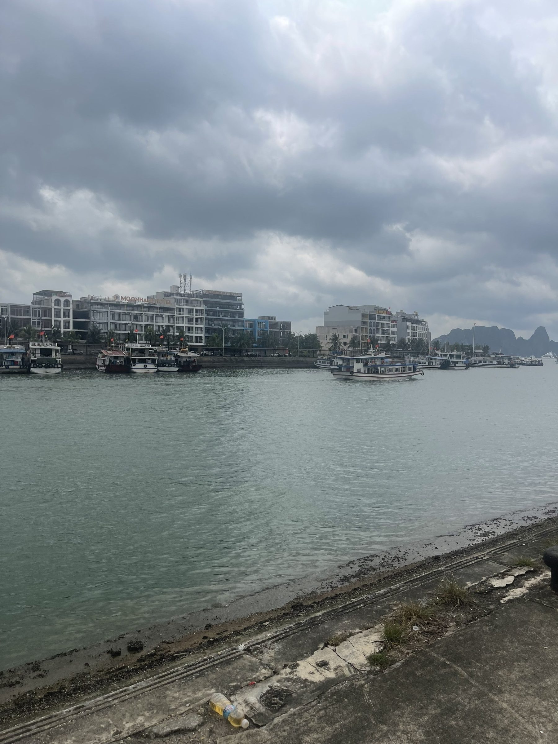 BÁN LÔ ĐẤT CẢNG TÀU TUẦN CHÂU,HẠ LONG