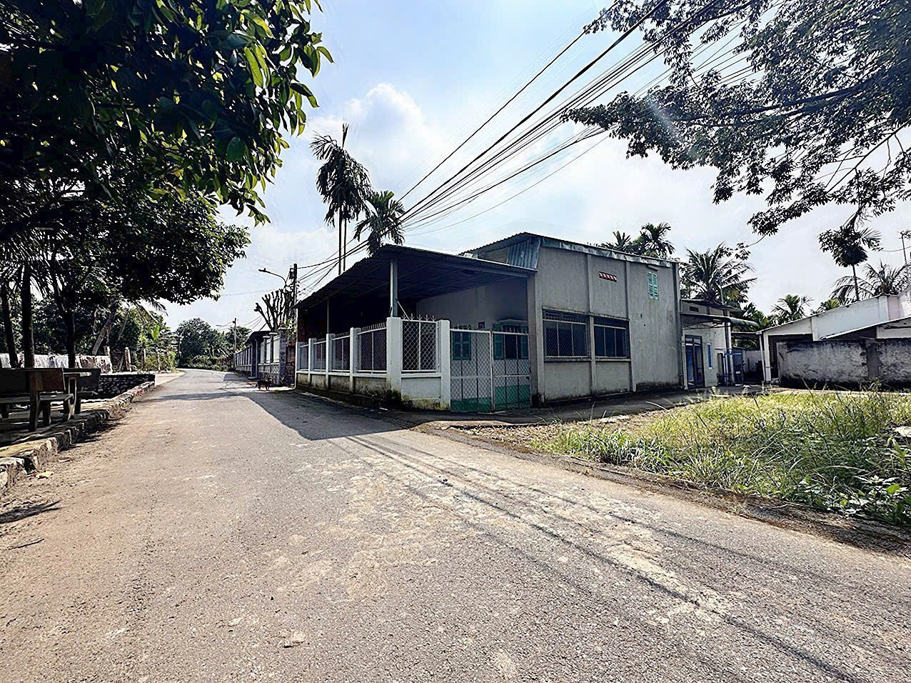 Bán Đất P. Tương Bình Hiệp, Thủ Dầu Một (cũ)  5 x 17 (50m2 thổ cư)
Giá: 1tỷ5xx