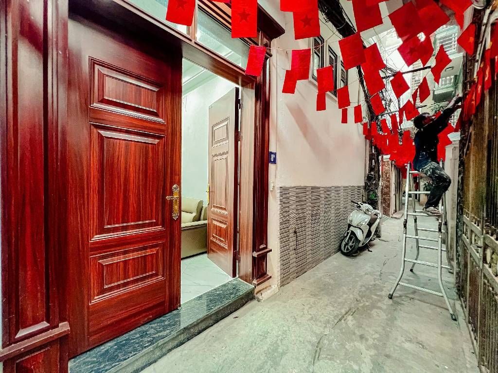 🔥 Bán Nhà Linh Quang, Nhà Đẹp Vưa Ở Vừa Cho Thuê, 30m Ra Ôtô, DT 37m2, 6 Tầng, 8 Phòng