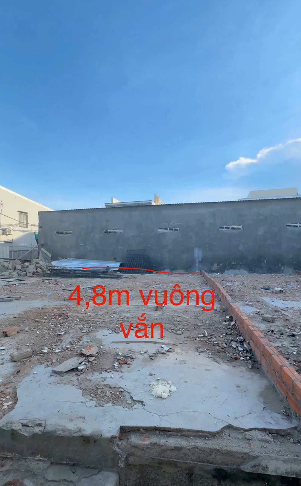 Bán lô đất ở đô thị 58m2 giá 2 tỷ 500 ngay trung tâm Tp Nha Trang. Khu dân sinh, cách biển 5 phút đi xe.