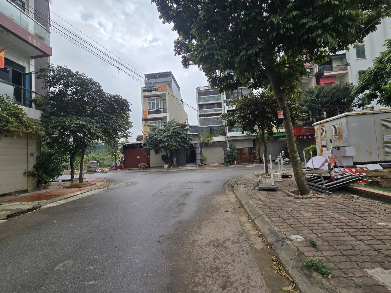 Bán 72m đất dãy LK3 khu bò sơn 3 nhìn vườn hoa. Cạnh trường liên cấp hoàng hoa thám. Phường võ cường tỉnh bắc ninh