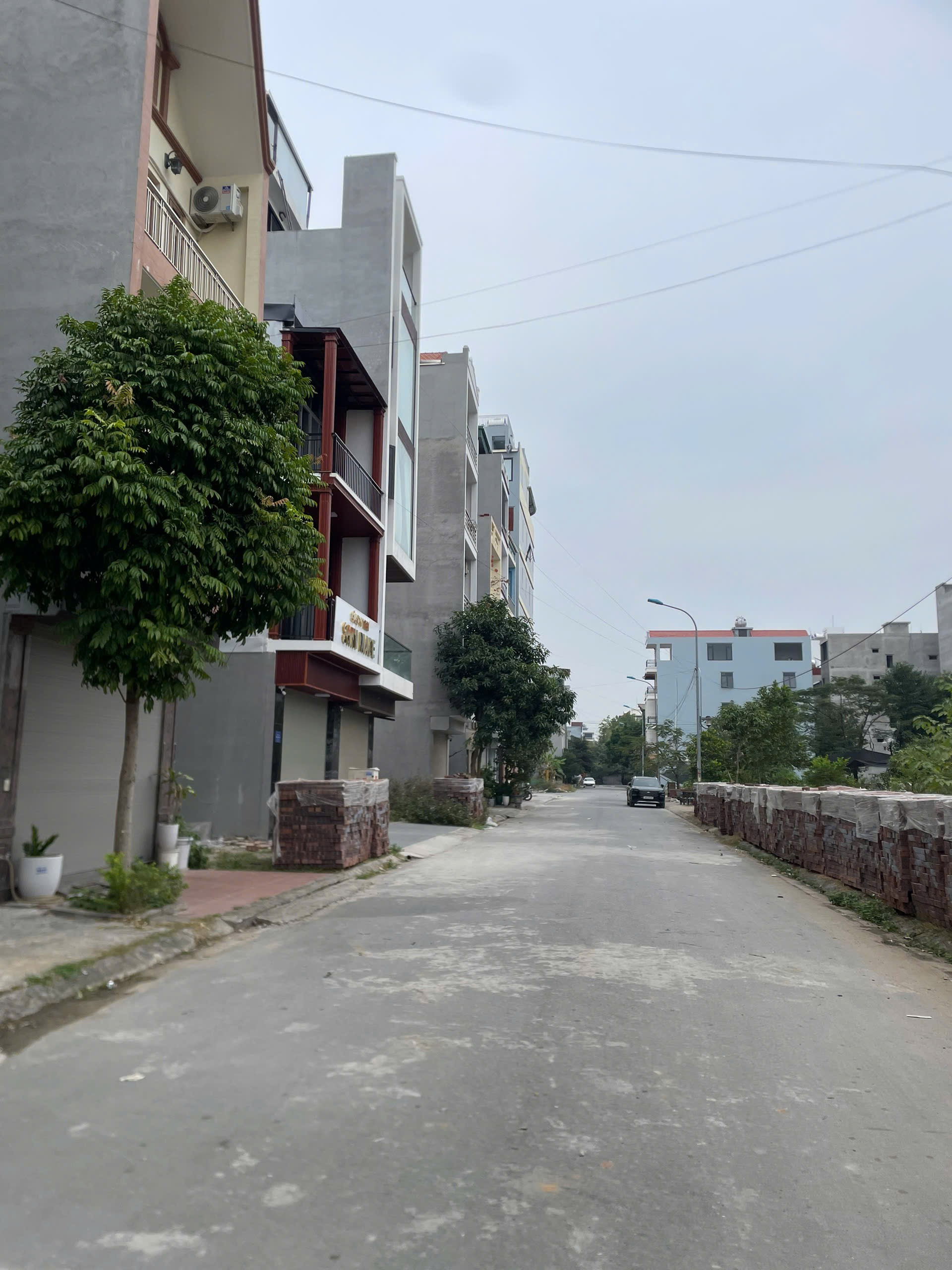 Bán đất 76.5m mặt 4.5m giãn dân dãy CL9 nhìn vườn hoa khu 9 đại phúc. Làn 2 đường nguyễn quyền phường võ cường tỉnh bắc ninh