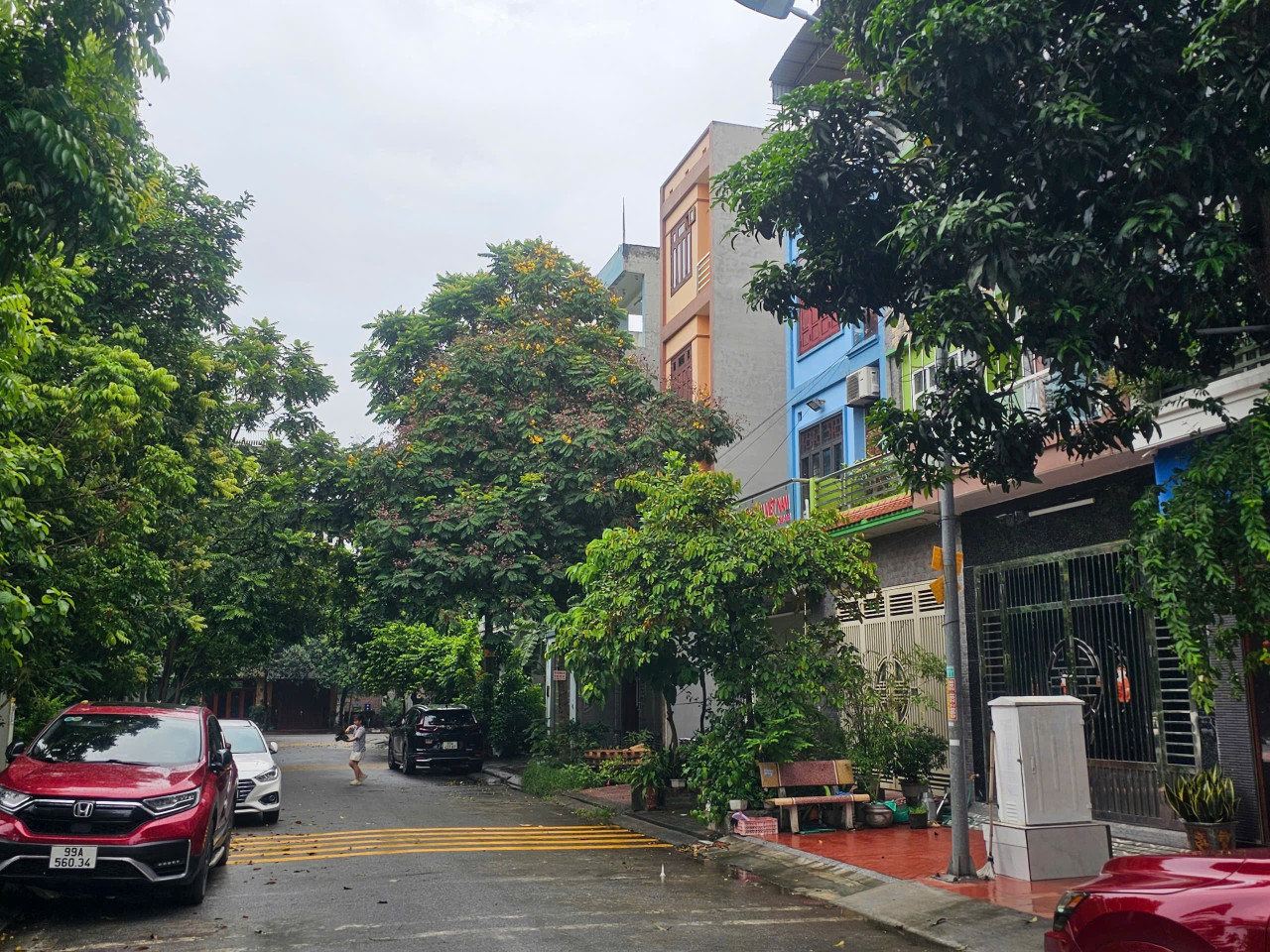 Bán 68m2 đất giãn dân khả lễ 2. Nhìn vườn hoa và nhìn đường. Làn 2 đường bìn than. Phường võ cường bắc ninh