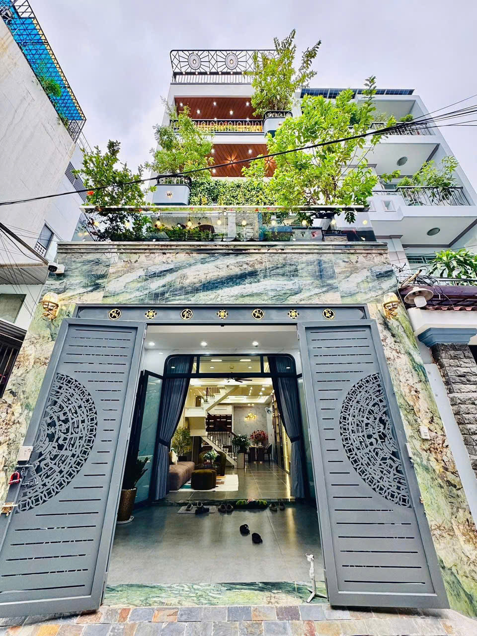 Chính chủ ký gửi nhà Trần Cao Vân P. Võ Thị Sáu Q.3. DT: 85m2. 5PN 5WC. 4 Tầng. Sổ Hồng Riêng