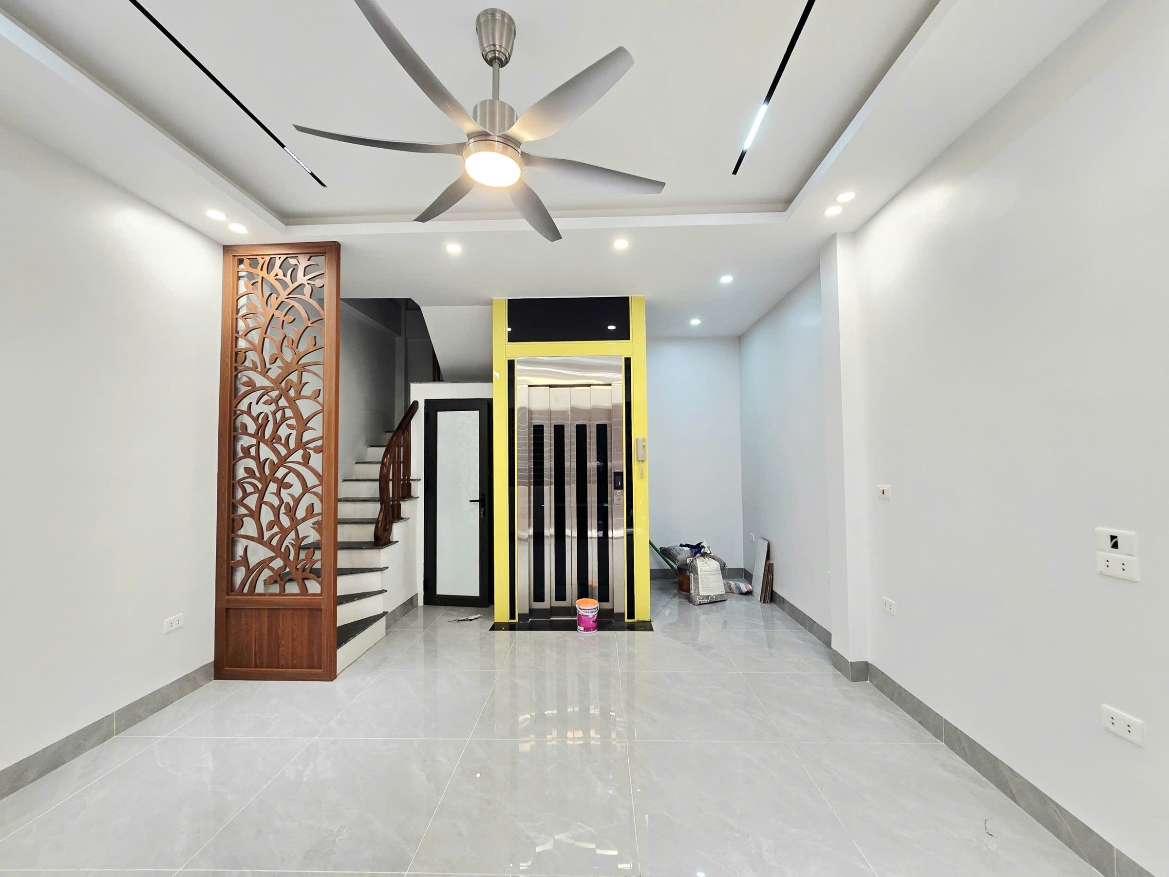 🏡 NHÀ XUÂN ĐỈNH – XÂY MỚI 6 TẦNG THANG MÁY – ĐỘC LẬP RIÊNG BIỆT – NỘI THẤT SANG TRỌNG