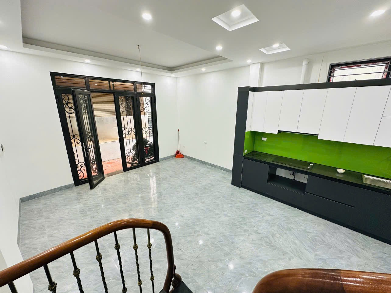 Cho thuê nhà ngõ 95 Phạm Văn Đồng, Bắc Từ Liêm 44M x 5T (7 ngủ) XÂY MỚI giá 18 triệu
