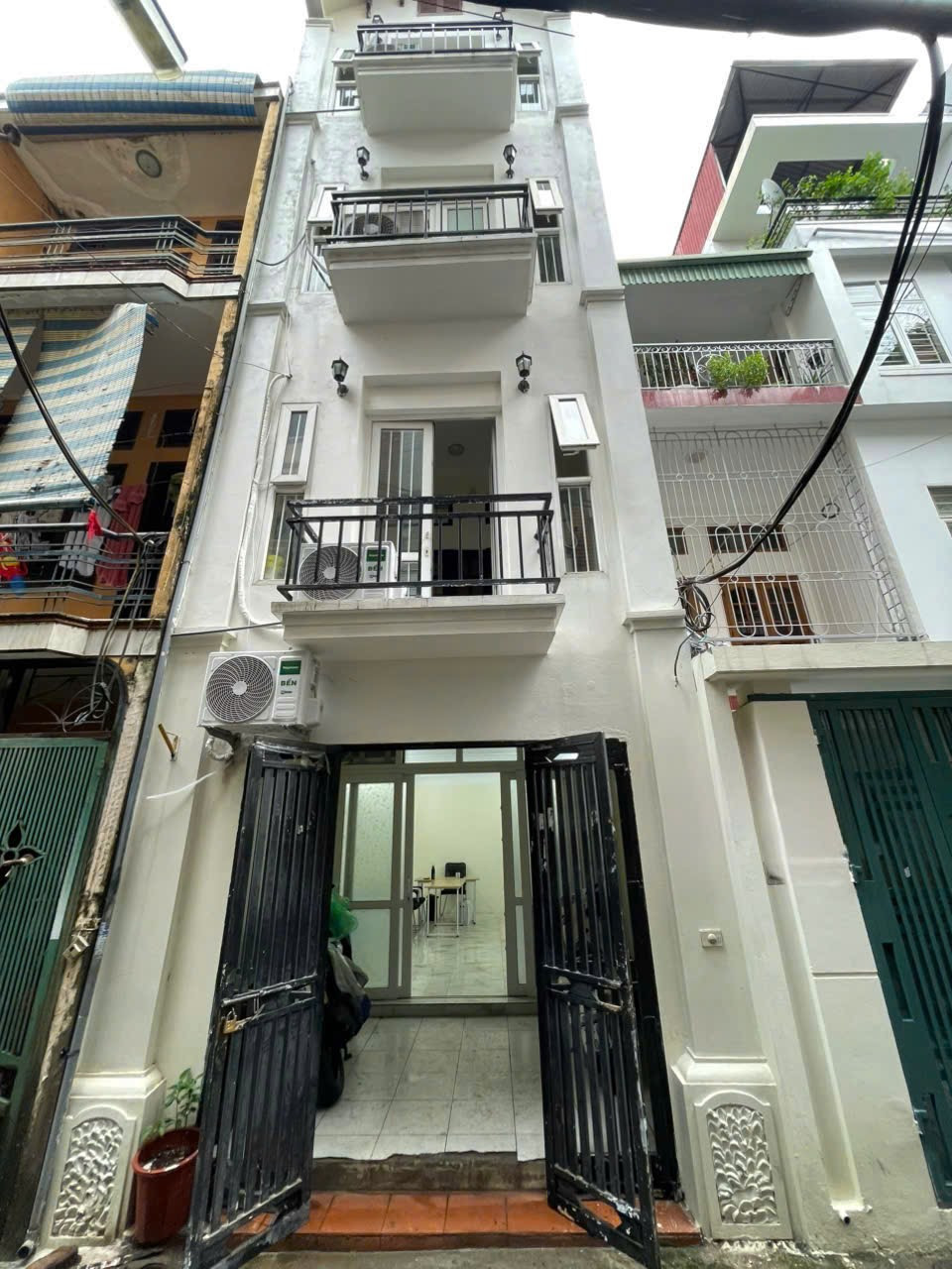 Cho Thuê Nhà Ngõ 643 Phạm Văn Đồng 70M² 4 Tầng 4 Ngủ - Nội Thất Full - Ô Tô Đỗ Cửa - Ở, Kinh Doanh VP...18tr/th
