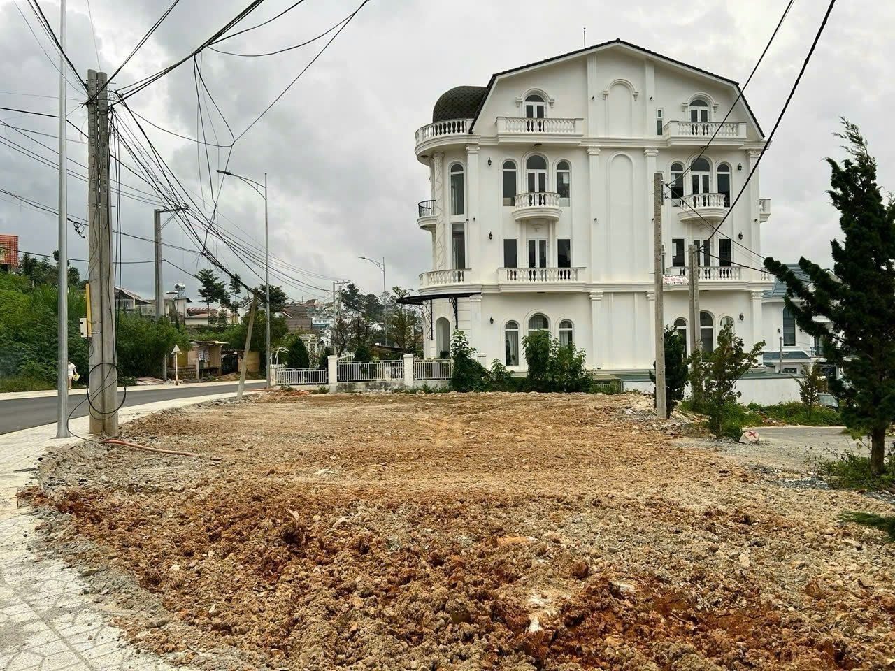 Bán đất 478m² có sẵn 282m² thổ cư ngang 25m giá 15 tỷ tại Phường Xuân Hương - Đà Lạt