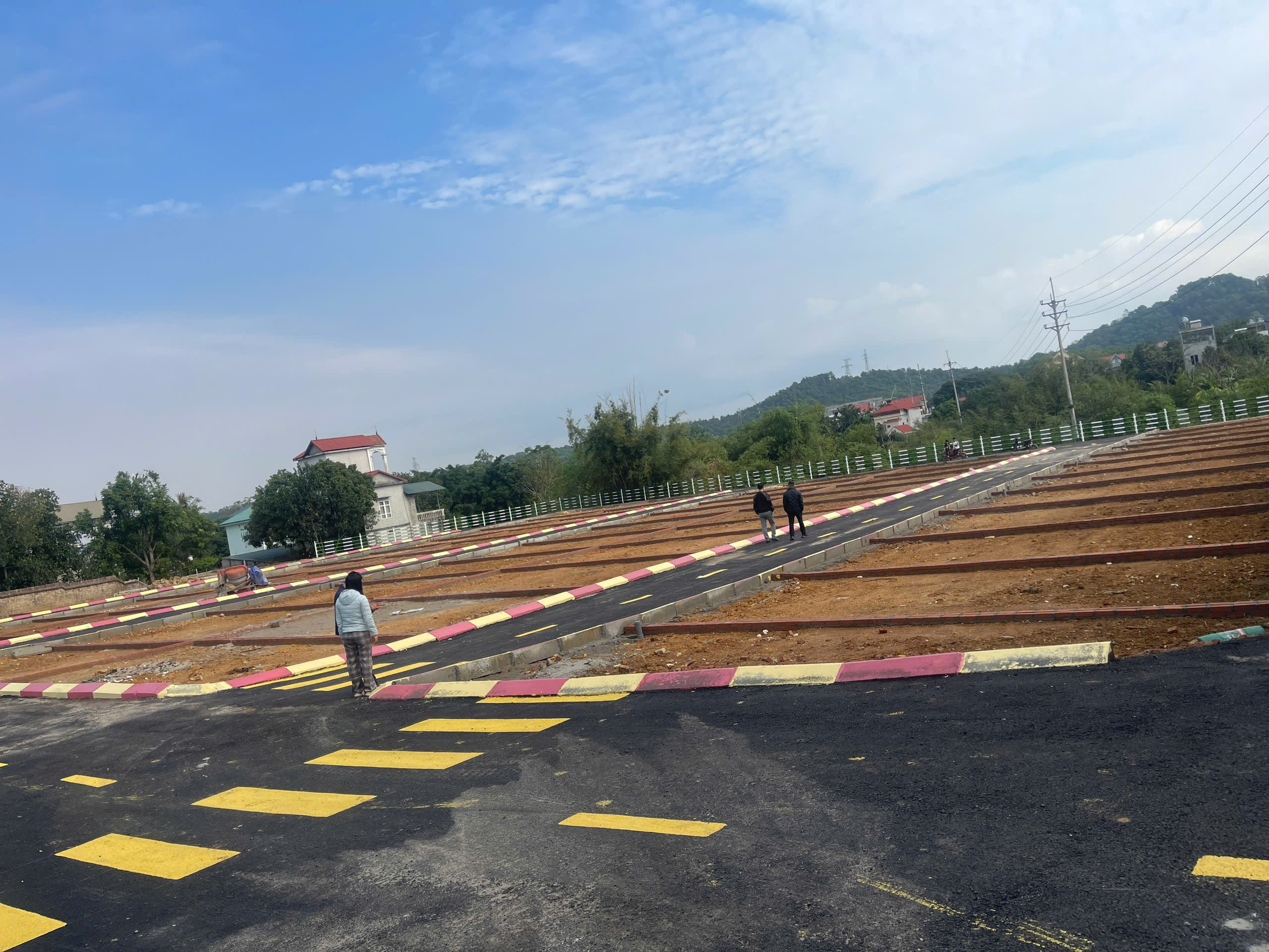 Đất sơn tây sát trường đại học gần vành đai 5