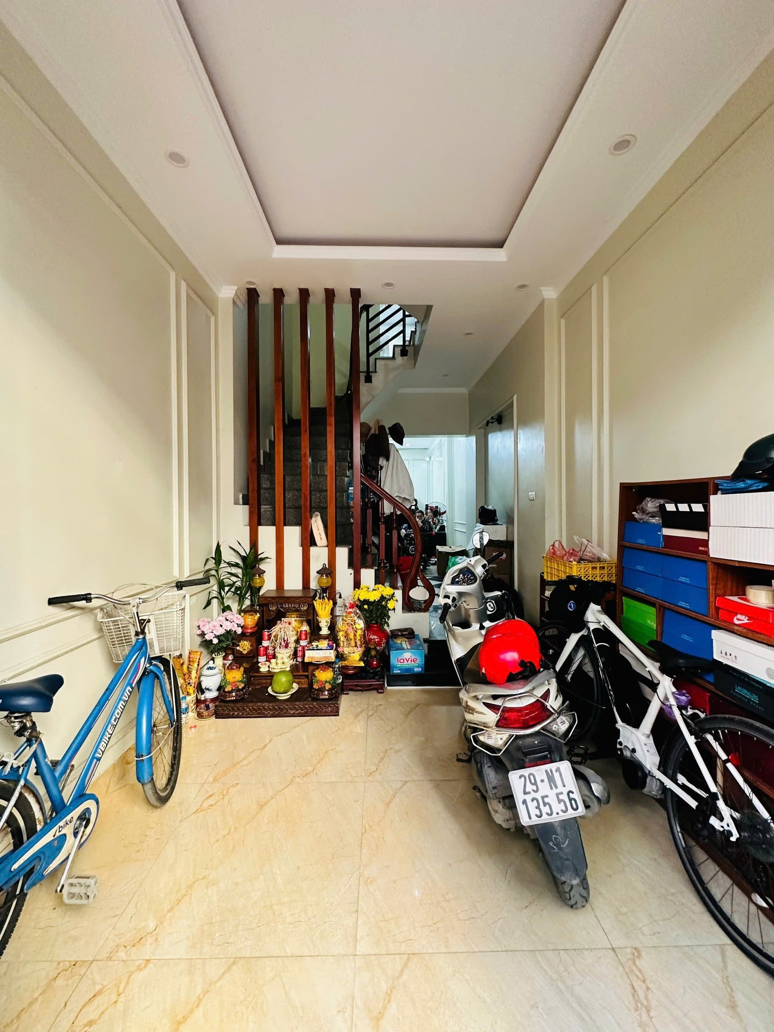 Nhà Mới-Nhà Đẹp! Xuân La,Gần Phố,Ngõ Nông Thoáng,DT: 37m2 x 5Tầng,Giá: 11.5 tỷ Tây Hồ