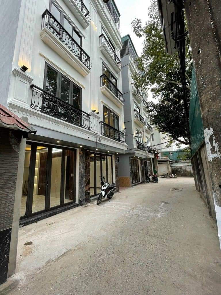 Bán nhà mặt đường phố Nhổn đường 32 xây 5 Tầng, kinh doanh, ô tô đỗ giá 6.x tỷ