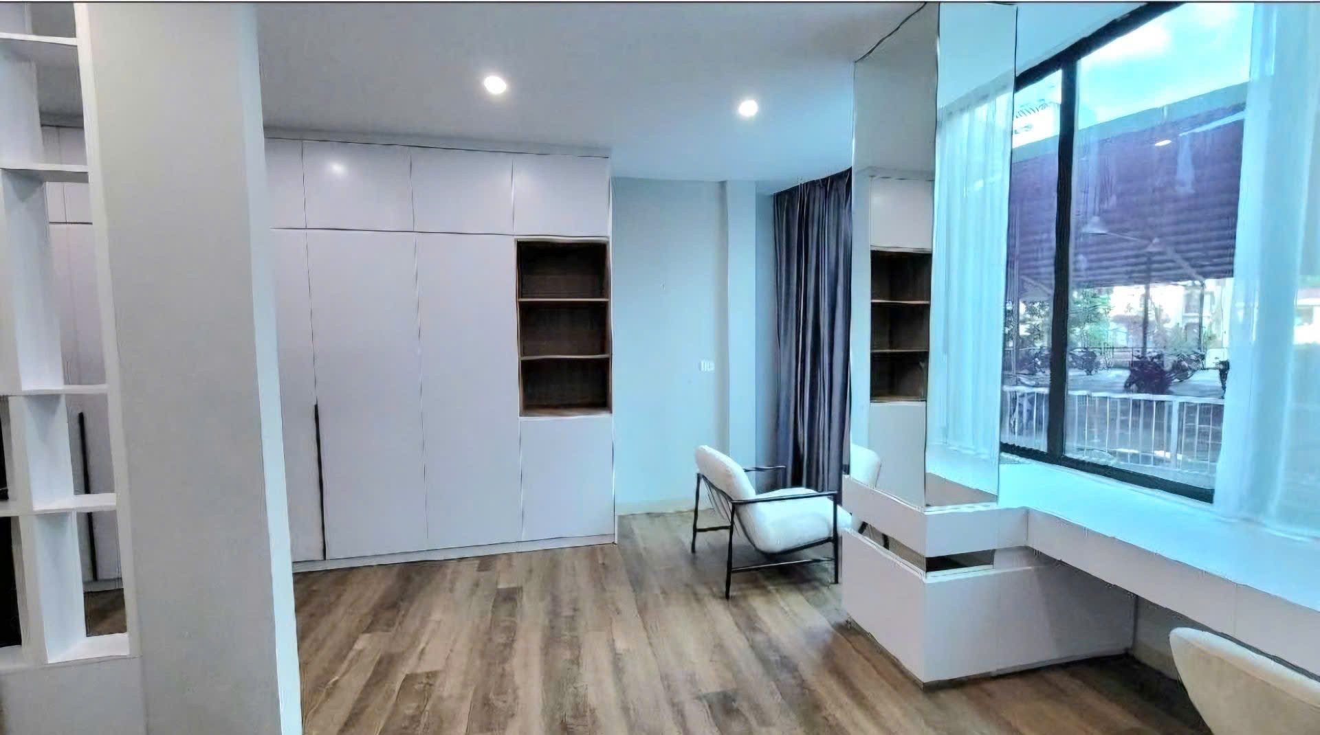 BÁN NHÀ NGUYỄN THỊ ĐỊNH - GẦN PHỐ - SÂN VƯỜN TRƯỚC NHÀ - THOÁNG SÁNG VĨNH VIỄN