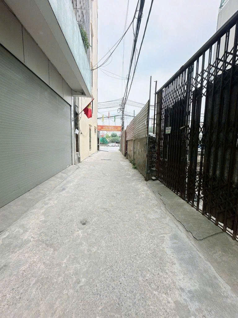 Bán đất tam tinh yên sở 79M lô góc ô tô tránh kinh doanh hoàng mai