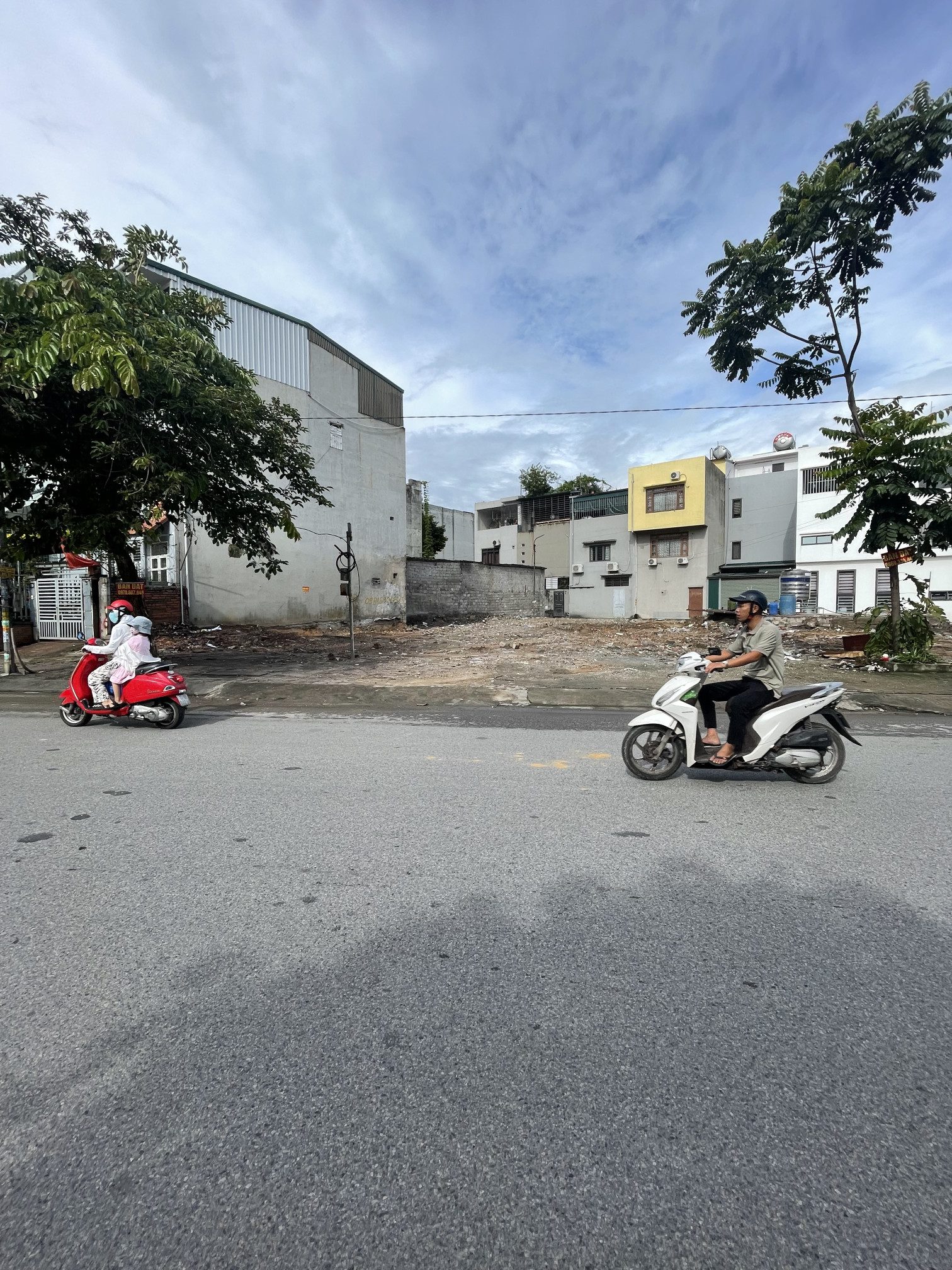 BÁN ĐẤT NHÀ ỐNG KHU VỰNG ĐÂNG,HỒNG GAI,QUẢNG NINH