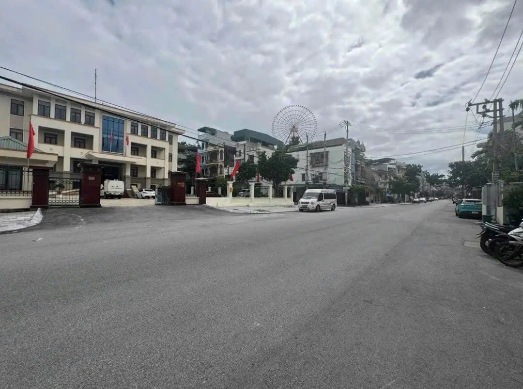 BÁN LÔ ĐẤT YẾT KIÊU _NHÀ MÁY BIA