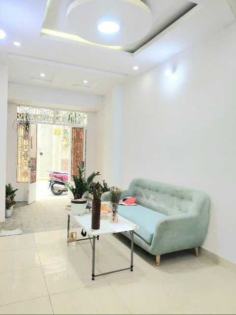 ⭐️⭐️ Nhà giá rẻ Nở hậu SHR 4 tầng 31m2 – Võ Văn Kiệt Quận 1