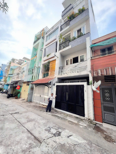 BÁN NHÀ MỚI XÂY 5 TẦNG - HXH 8M Đ. NGUYỄN THIỆN THUẬT, QUẬN 3 - CHÍNH CHỦ GIANG GIANG 0938676685 CHÍNH CHỦ
