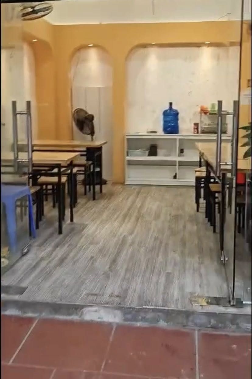 Cho thuê nhà mặt phố Nguyễn VIết Xuân 50m2 x 2 tầng Kinh doanh bún, phở, tạp hoá, 16Tr