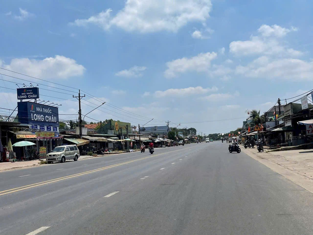 Bán lô đất mặt tiền đường nhựa lơn khu Họa Mi
