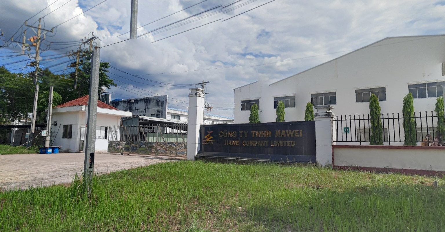 KẸT TIỀN SANG GẤP 2100M2 VÀ 500M2 T.CƯ NGAY CHỢ KCN DÂN ĐÔNG GIÁ 220TR