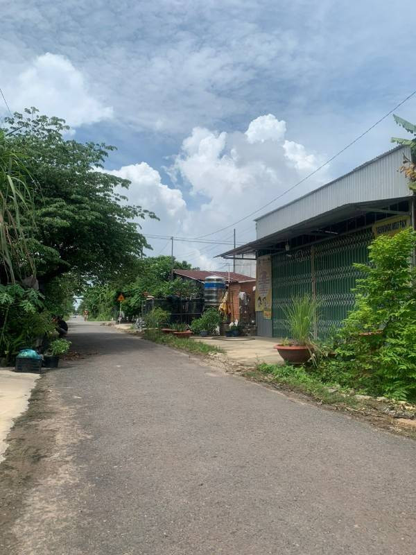Bán đất 180m² 550 triệu tại Thị trấn Dầu Tiếng Huyện Dầu Tiếng