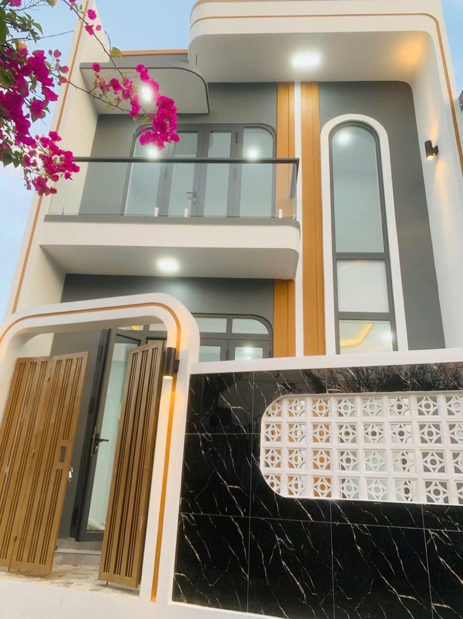 NHÀ 2 TẦNG MỚI ĐẸP TRUNG TÂM DIÊN KHÁNH 60M² – 1 TỶ 769