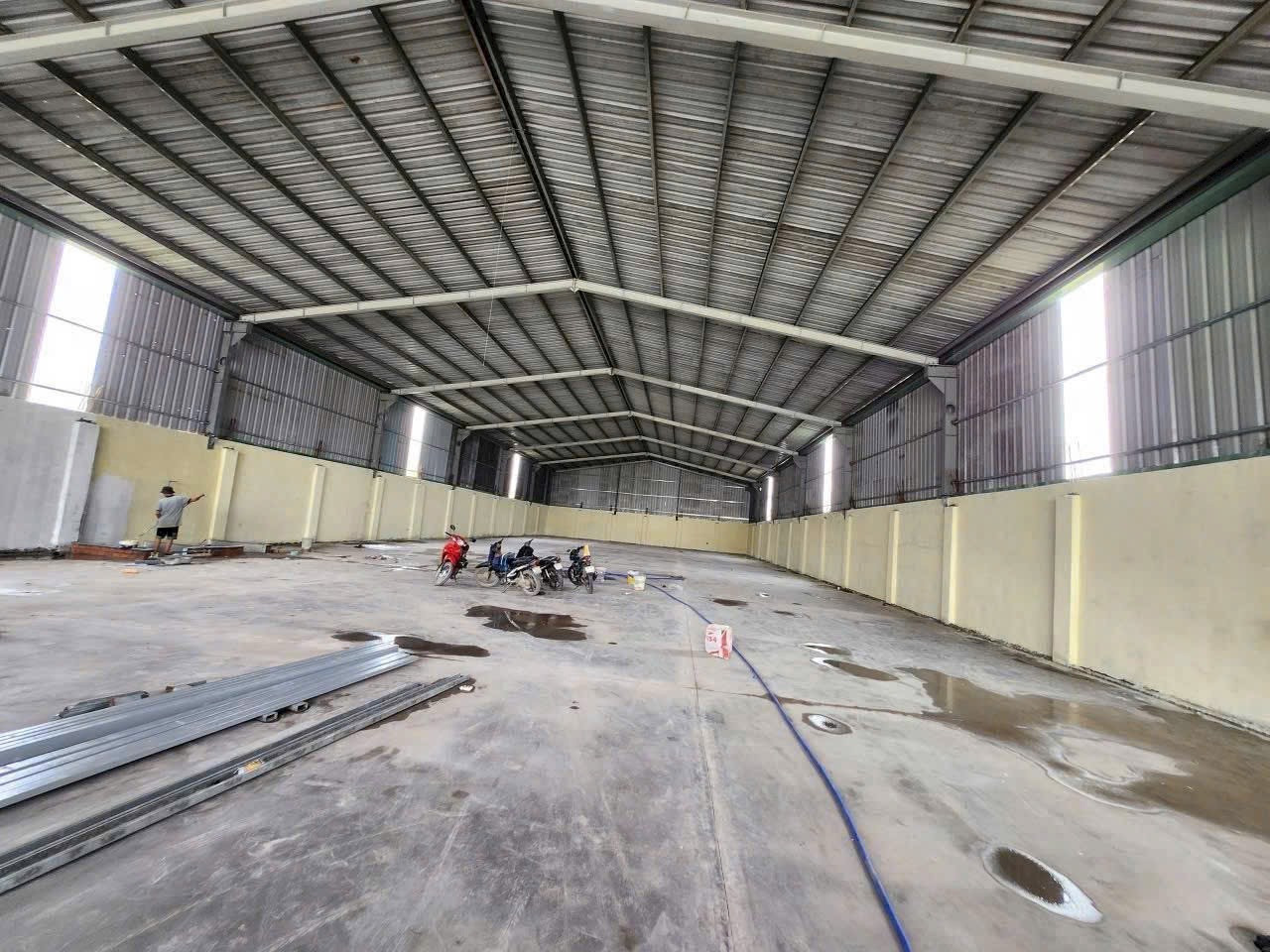 Cho thuê xưởng 1400m2 Pccc vách tường tại Long Thành