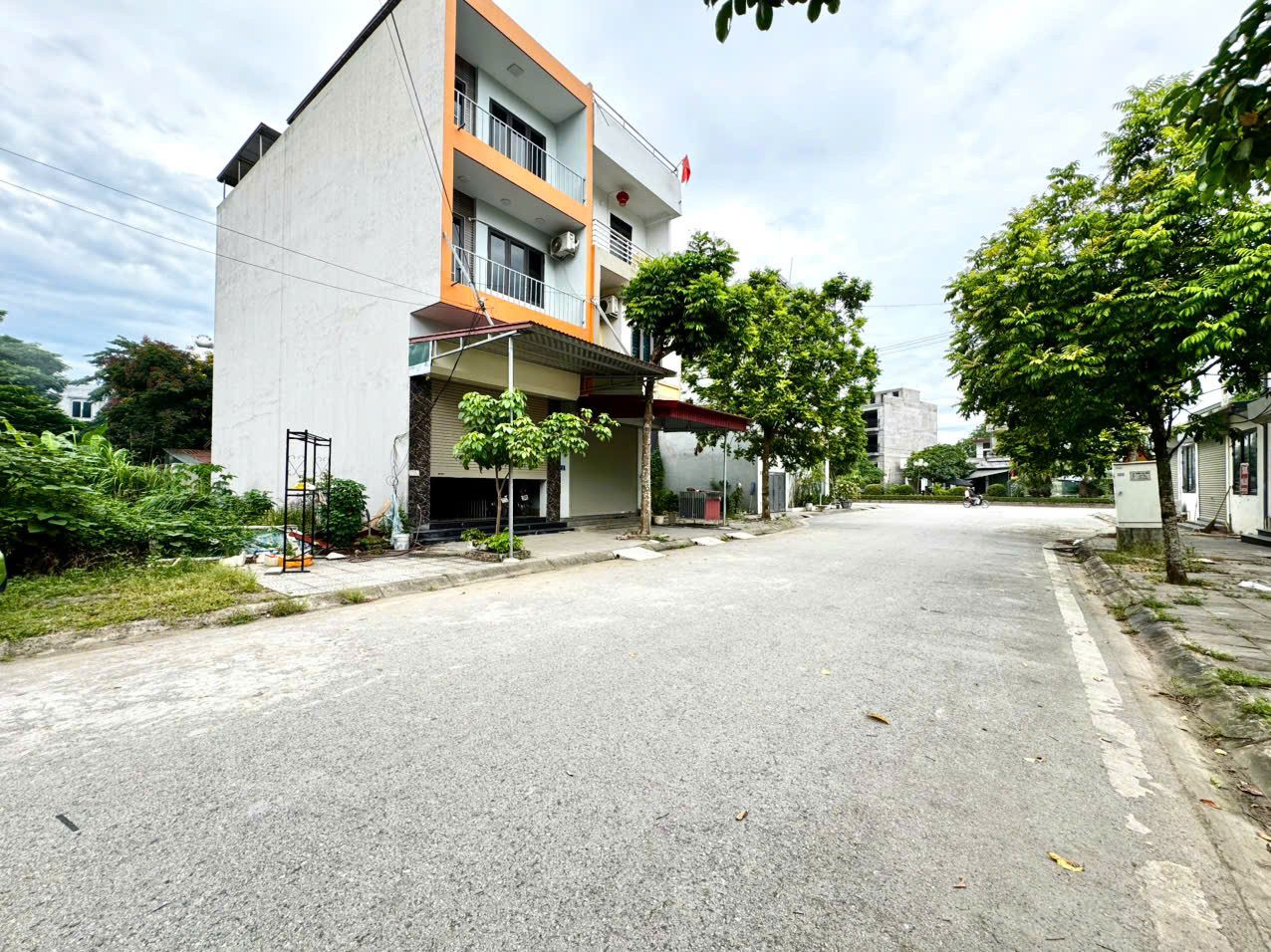 67.5m full ODT - PHỐ CHỢ LƯƠNG SƠN, SÁT TRỤC CHÍNH ĐƯỜNG ĐÔI