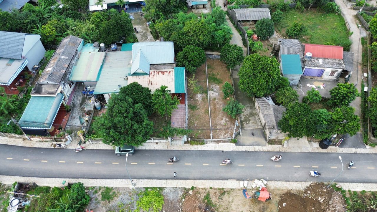 2 lô 99.8m và 101m - trục chính KD - Lô góc 2 mặt - đường nhựa - giá đầu tư