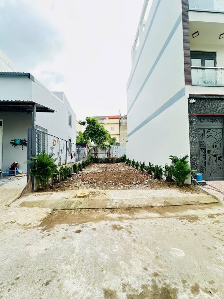 ĐẤT TRUNG TÂM NHÀ BÈ, HẺM 8M HUỲNH TẤN PHÁT, 80M2, NGANG 5.8M, KHU CAO TẦNG, NHỈNH 4T