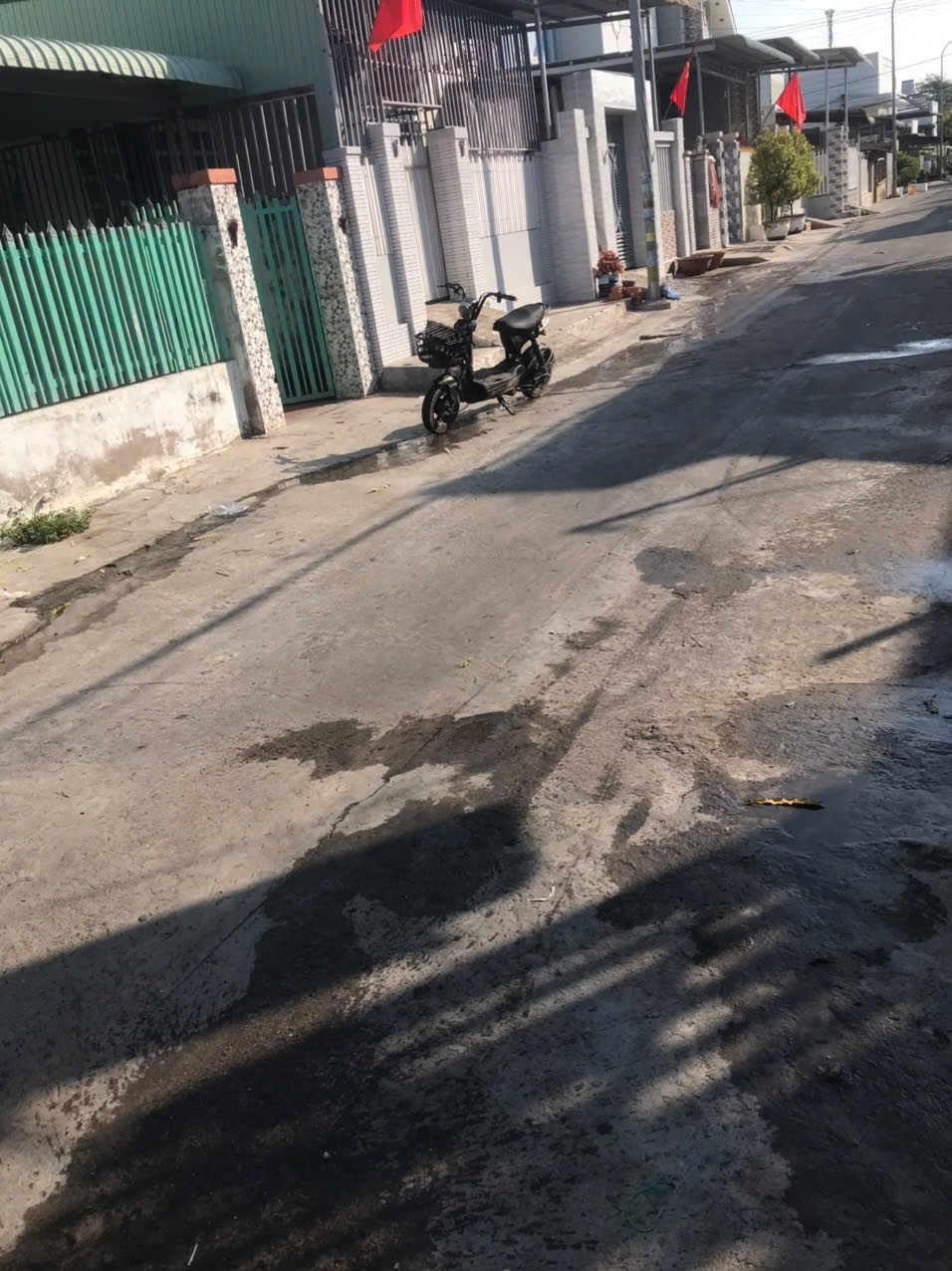 Nhà mặt tiền Nguyễn Bỉnh Khiêm_ TT. Phan Rí Cửa
Dt: 5x20 full thổ
#Gần_biển _ 💰 : 1 tỷ 780tr
Lh/zl: 0938 252 298 
#phanri