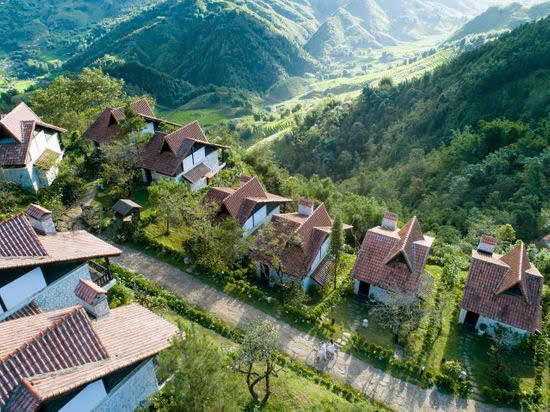 BÁN CĂN VILLA VỊ TRÍ ĐẸP NHẤT TẠI KHU NGHỈ DƯỠNG 4 SAO SAPA JADE HILL