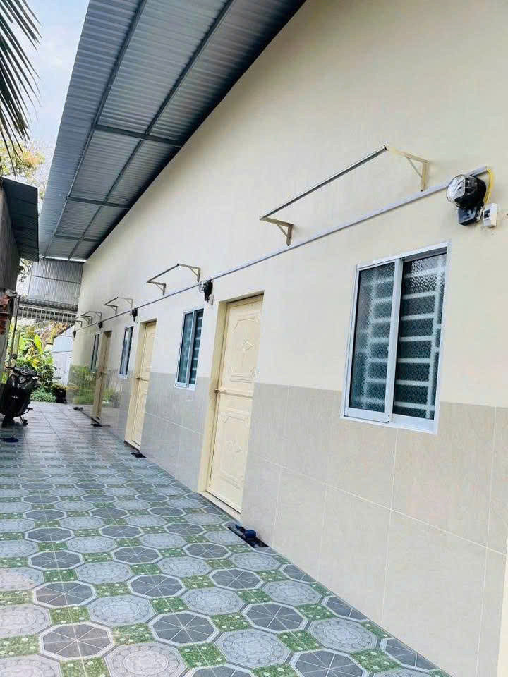 Ngộp bán gấp dãy trọ 7 phòng 155m2, Gần chợ Trảng Bàng, Tx Trảng Bàng, Tây Ninh, giá 830 triệu, sổ hồng sẵn